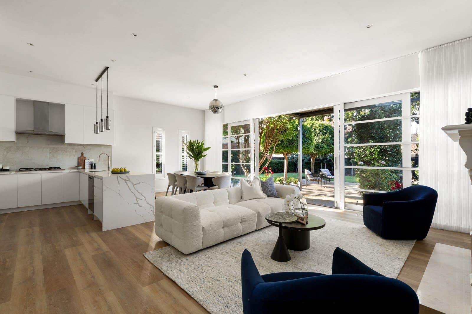 33 Rosedale Road, Glen Iris - Thumbnail 4