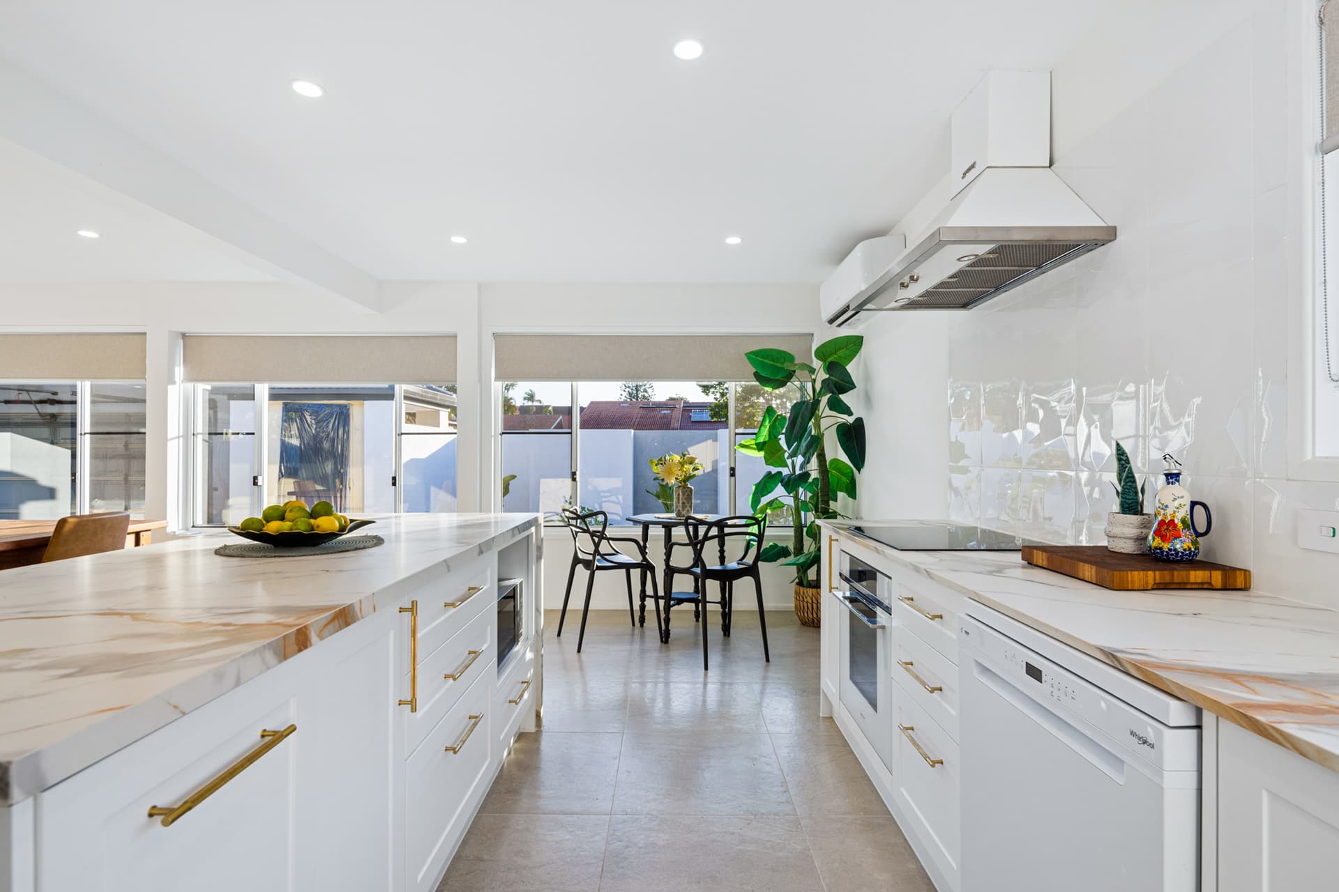 110 Sunshine  Boulevard, Mermaid Waters, QLD, 4218, Mermaid Waters - Thumbnail 3
