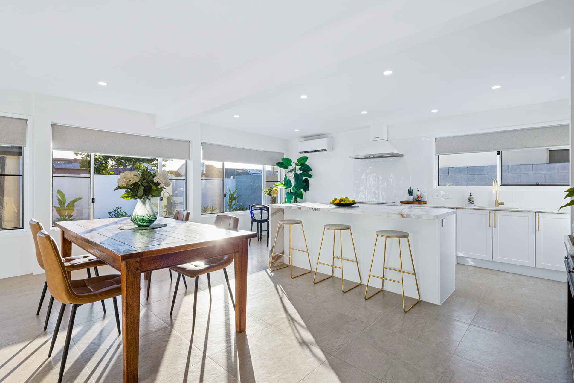 110 Sunshine  Boulevard, Mermaid Waters, QLD, 4218, Mermaid Waters - Thumbnail 4