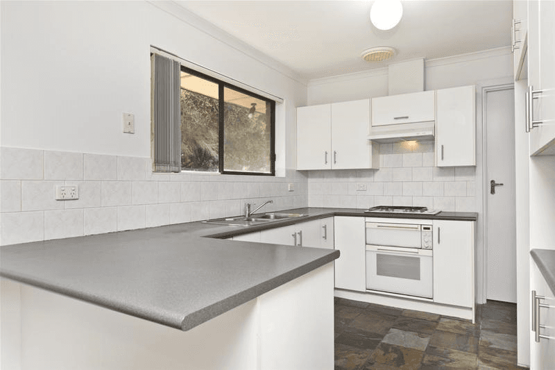 13 Koonya Avenue, Seaford, SA, 5169, Seaford - Thumbnail 4