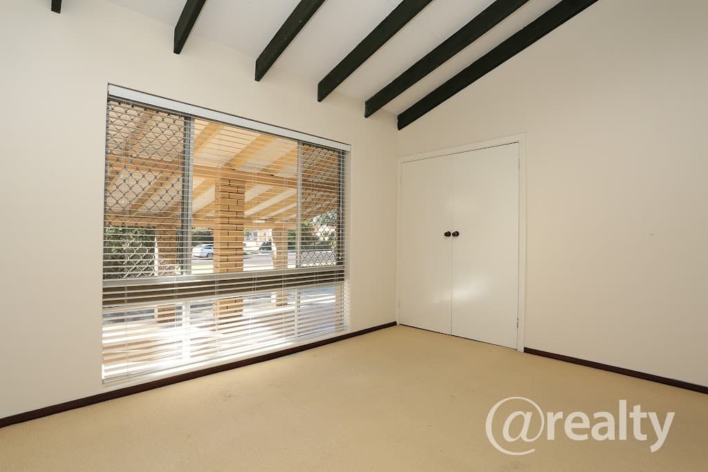 50 Nicholls Crescent, Bull Creek, WA, 6149, Bull Creek - Thumbnail 5