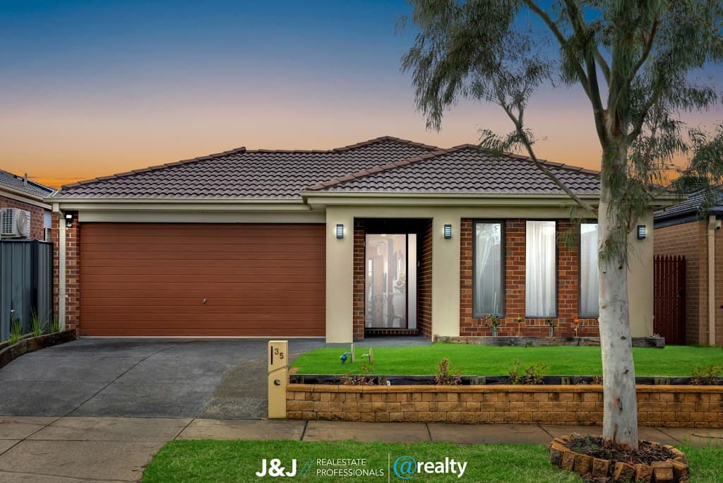 35 Hackney Circuit, Clyde North, VIC, 3978, Clyde North - Image 1