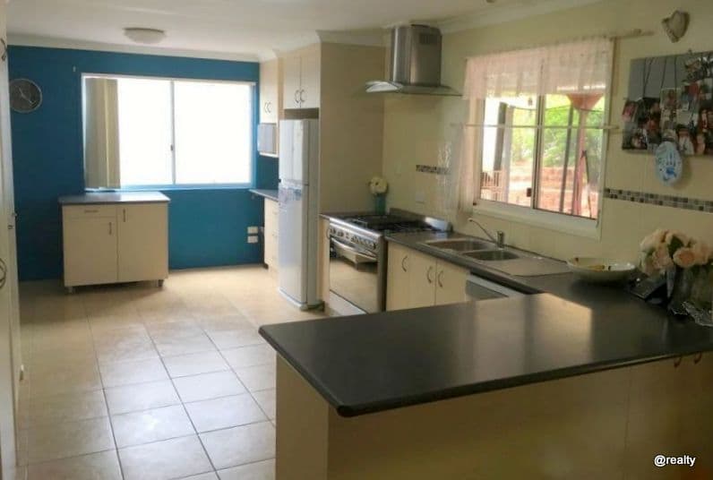 224 Brights Road, Nanango, QLD, 4615, Nanango - Thumbnail 5