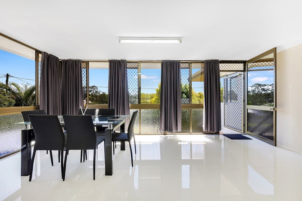 17 Campbell Street, WOODEND, QLD, 4305, Woodend - Thumbnail 2