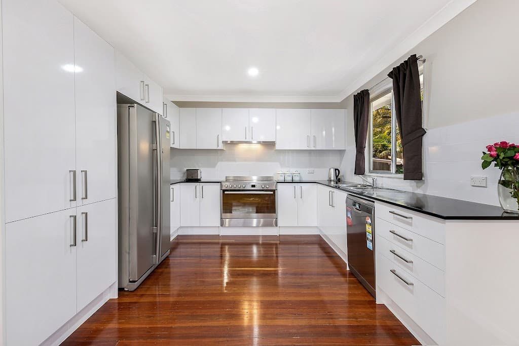 17 Campbell Street, WOODEND, QLD, 4305, Woodend - Thumbnail 4