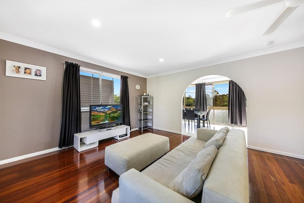 17 Campbell Street, WOODEND, QLD, 4305, Woodend - Thumbnail 5