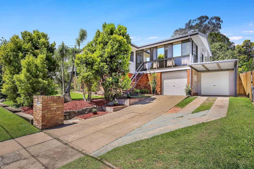 17 Campbell Street, WOODEND, QLD, 4305, Woodend - Thumbnail 7