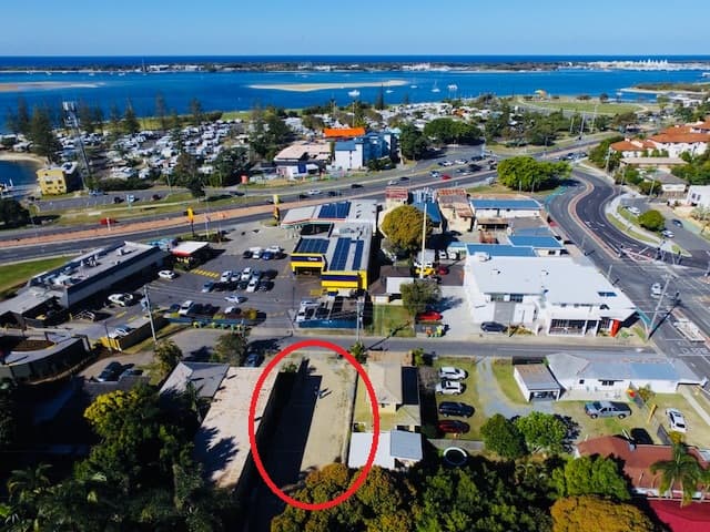 6 Gilmour Lane, Southport, QLD, 4215, Southport - Thumbnail 2