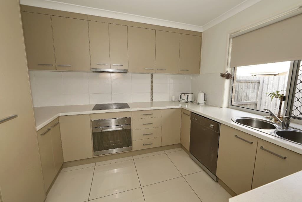 4/99 Woondooma Street, Bundaberg West, QLD, 4670, Bundaberg West - Thumbnail 2