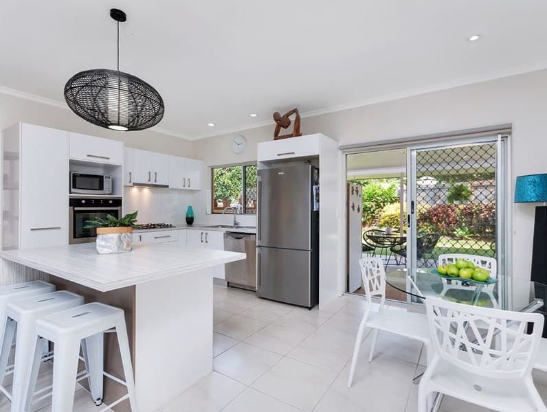 18 Leeuwin Crescent, BENTLEY PARK, QLD, 4869, Bentley Park - Thumbnail 4