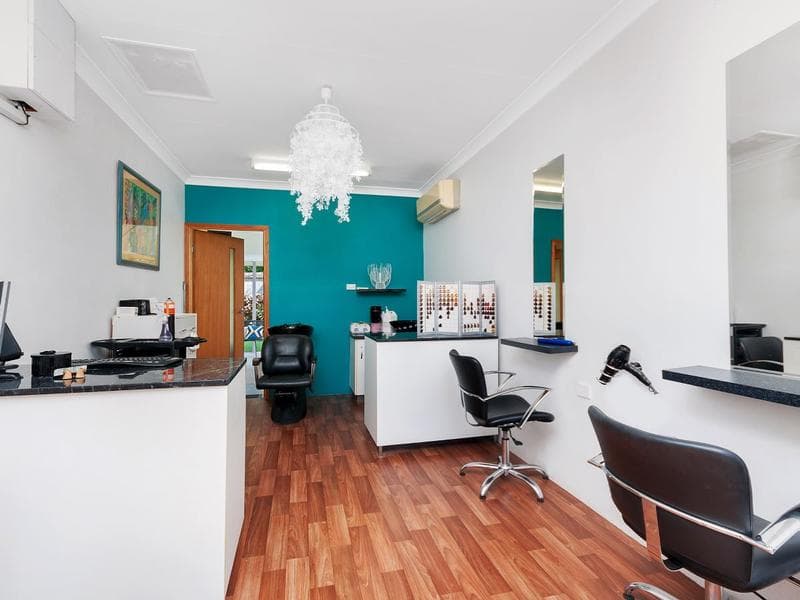 18 Leeuwin Crescent, BENTLEY PARK, QLD, 4869, Bentley Park - Thumbnail 6
