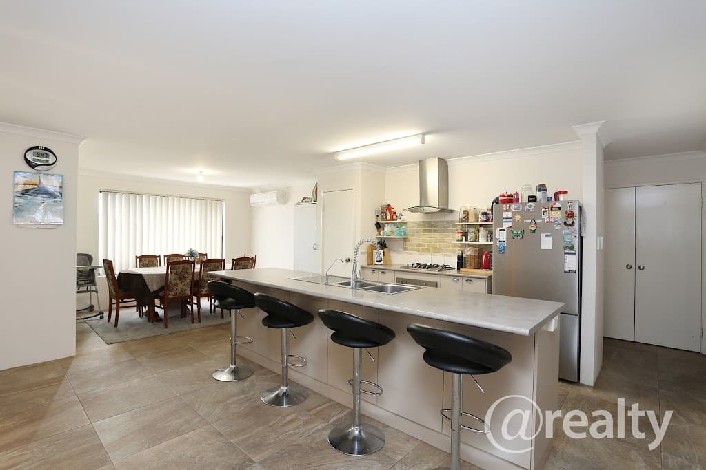 2 Scarvaci Rise, Landsdale, WA, 6065, Landsdale - Thumbnail 8