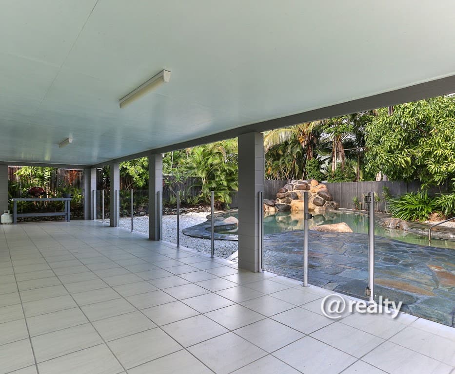 8 Boroko Close, Trinity Beach, QLD, 4879, Trinity Beach - Thumbnail 3