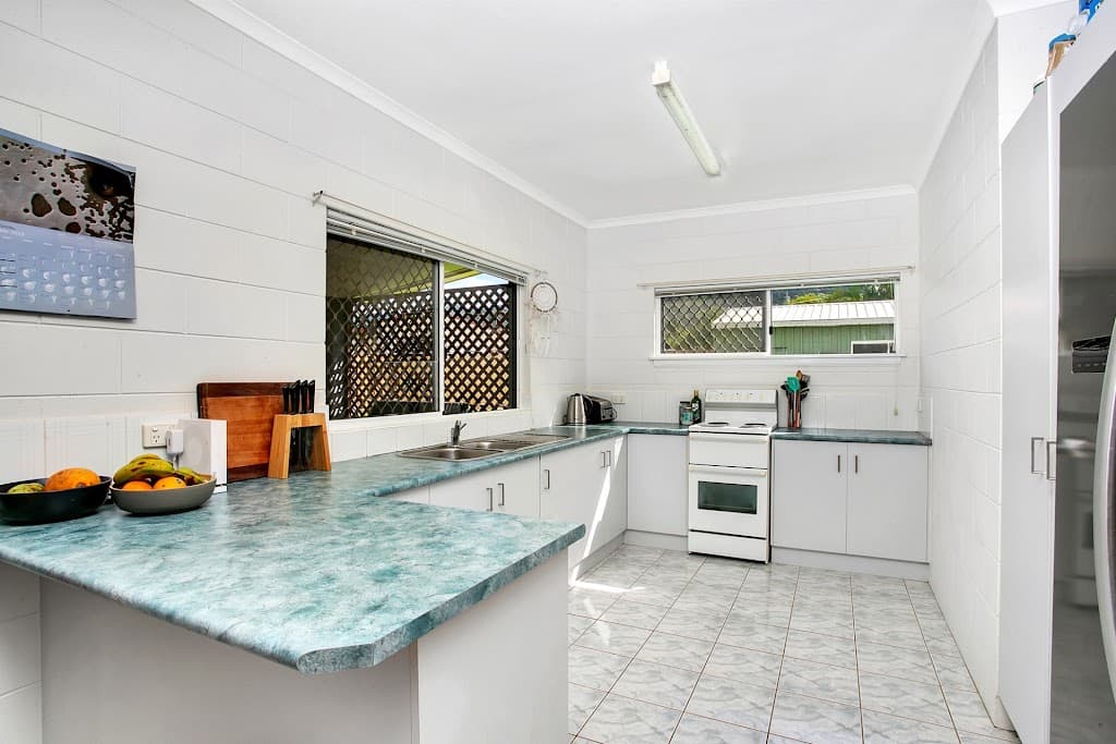 9 Lizard Street, MOUNT SHERIDAN, QLD, 4868, Mount Sheridan - Thumbnail 4