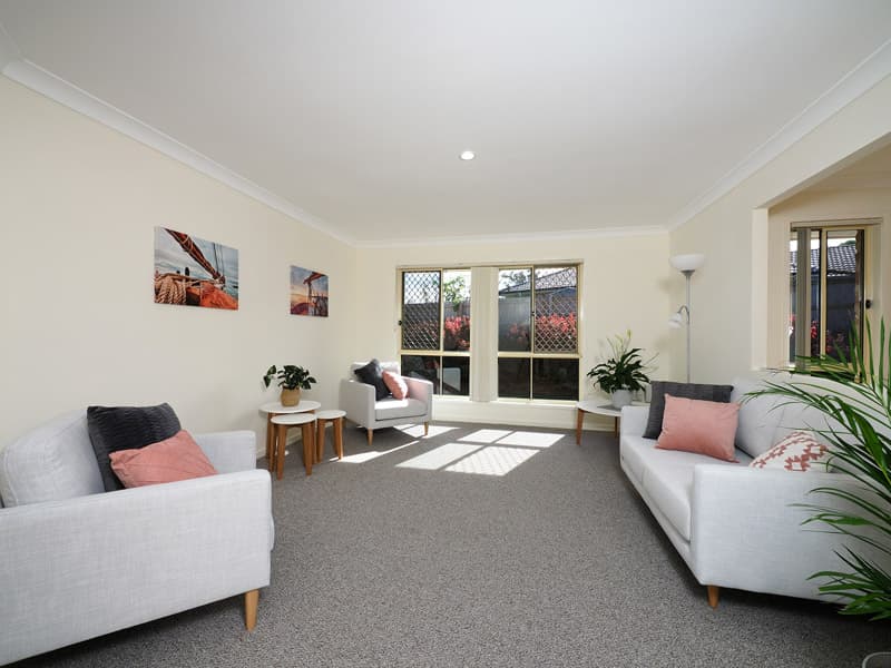 8 Sutherland Crescent, Goodna, QLD, 4300, Goodna - Thumbnail 3