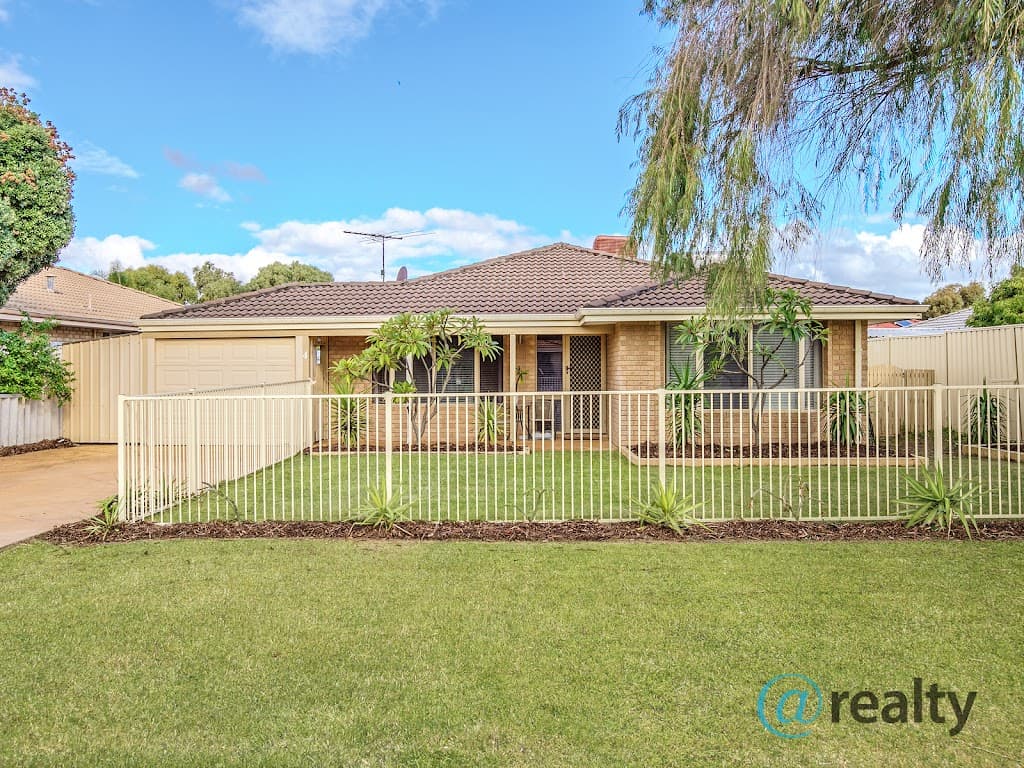 4 Paluma Court, Warnbro, WA, 6169, Warnbro - Thumbnail 2