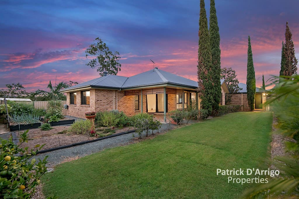 11 Bayberry Crescent, WARNER, QLD, 4500, Warner - Thumbnail 2