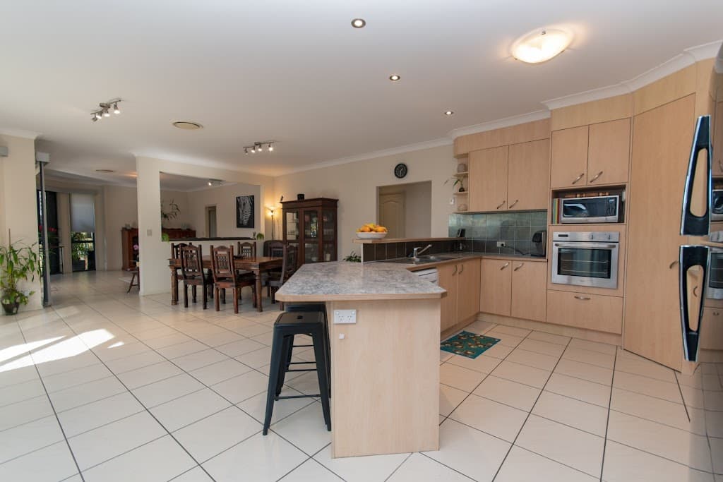 31 Reeders Street, SANDSTONE POINT, QLD, 4511, Sandstone Point - Thumbnail 4