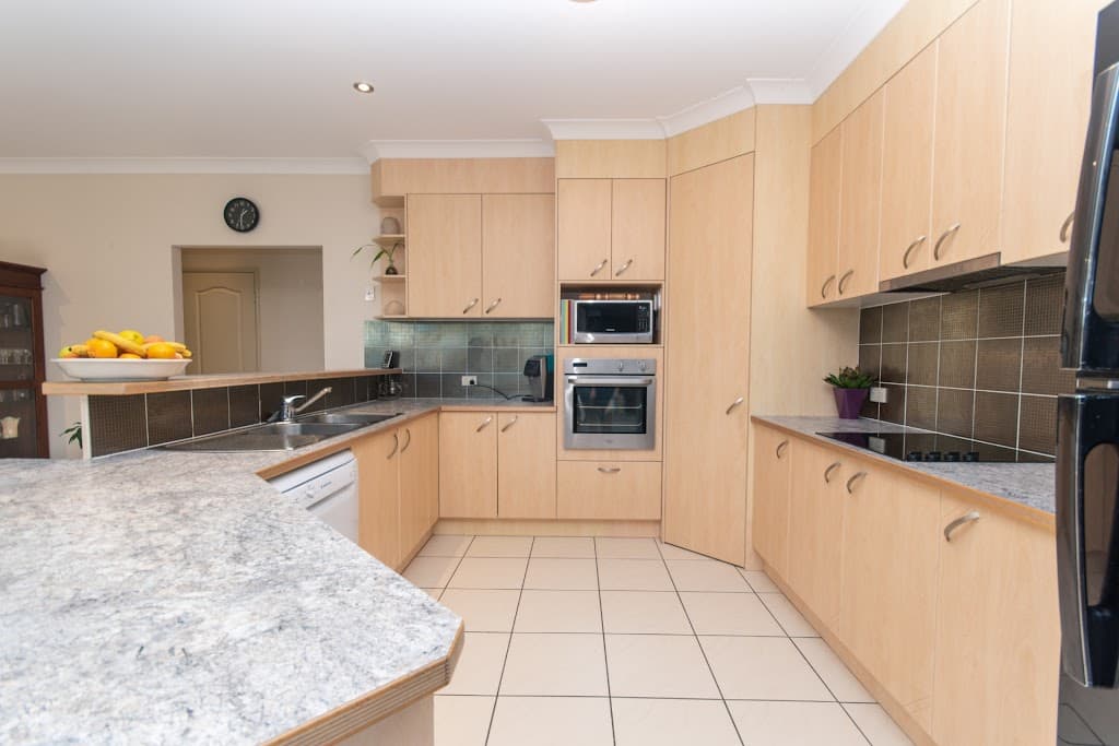 31 Reeders Street, SANDSTONE POINT, QLD, 4511, Sandstone Point - Thumbnail 5