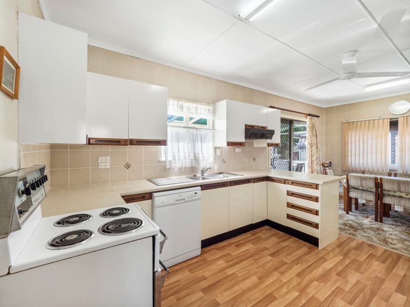 82 Eversleigh Road, Scarborough, QLD, 4020, Scarborough - Thumbnail 6