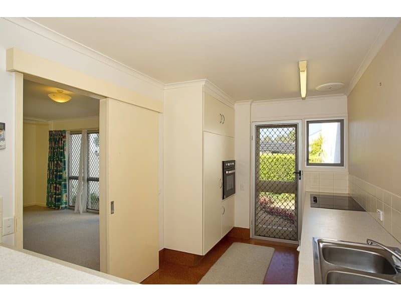 1/10 Spinnaker Drive, Sandstone Point, QLD, 4511, Sandstone Point - Thumbnail 7