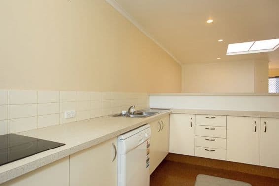 1/10 Spinnaker Drive, Sandstone Point, QLD, 4511, Sandstone Point - Thumbnail 8