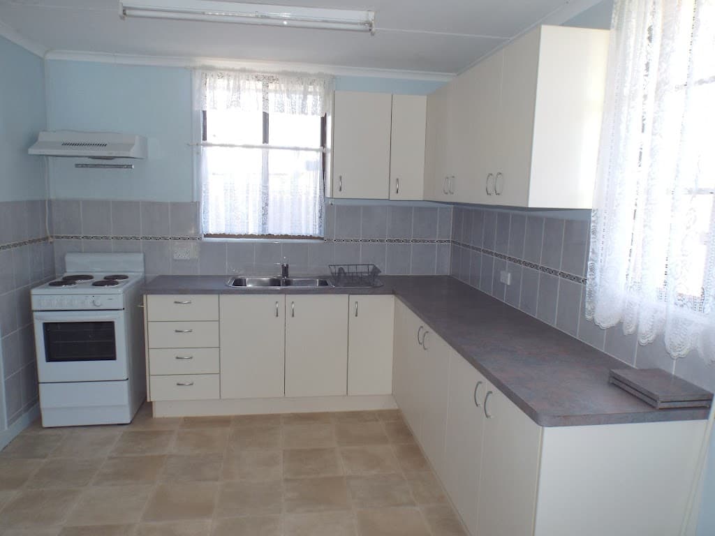6 Thorn Street, KINGAROY, QLD, 4610, Kingaroy - Thumbnail 3