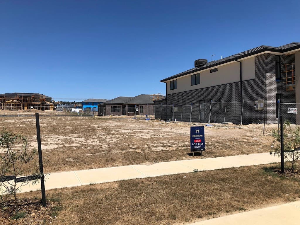 39 NEWGRANGE BOULEVARD, Clyde North, VIC, 3978, Clyde North - Thumbnail 2