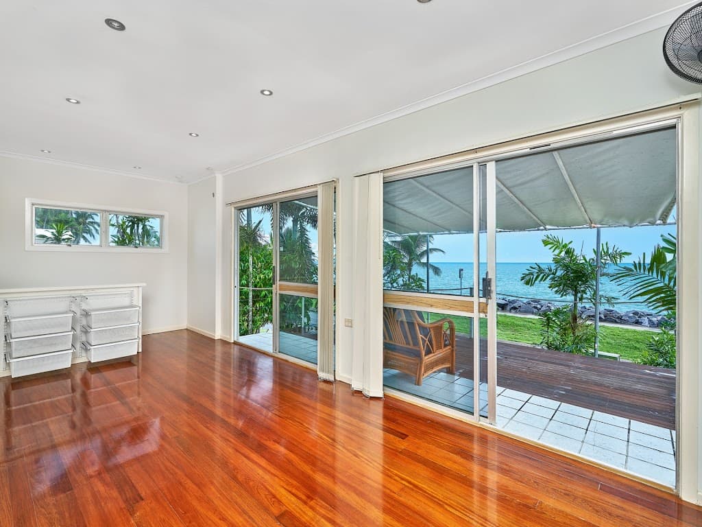 209 Oshea Esplanade, Machans Beach, QLD, 4878, Machans Beach - Thumbnail 2
