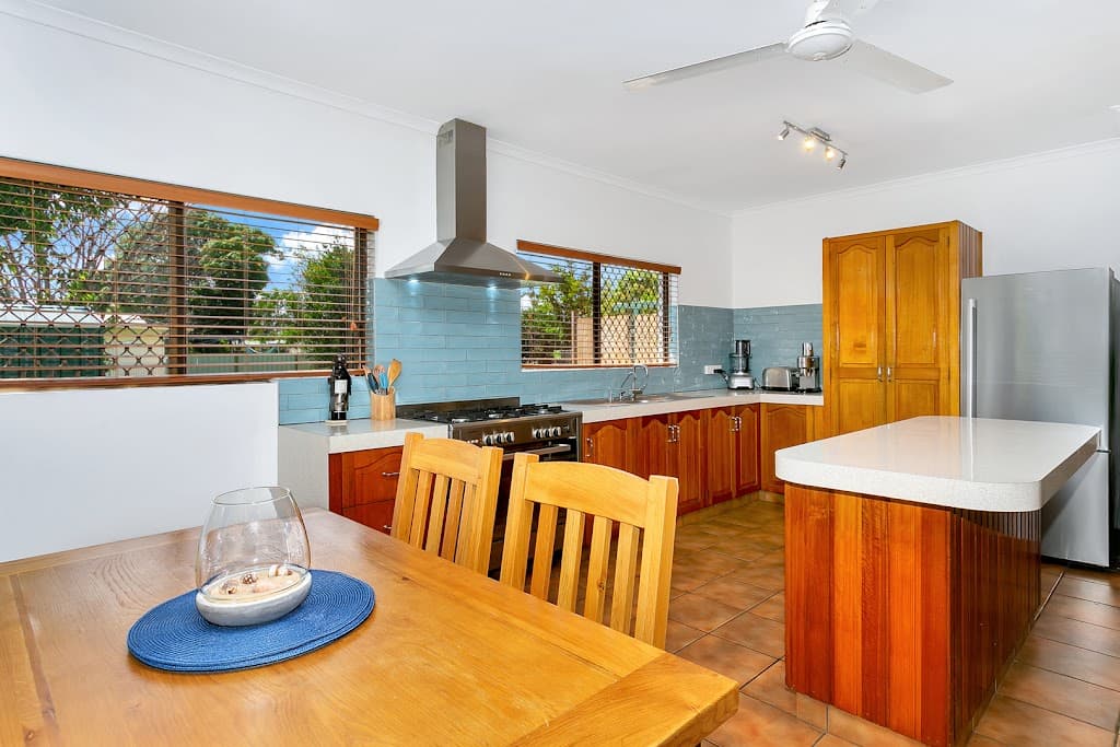 11 Walnut Close, MANOORA, QLD, 4870, Manoora - Thumbnail 6