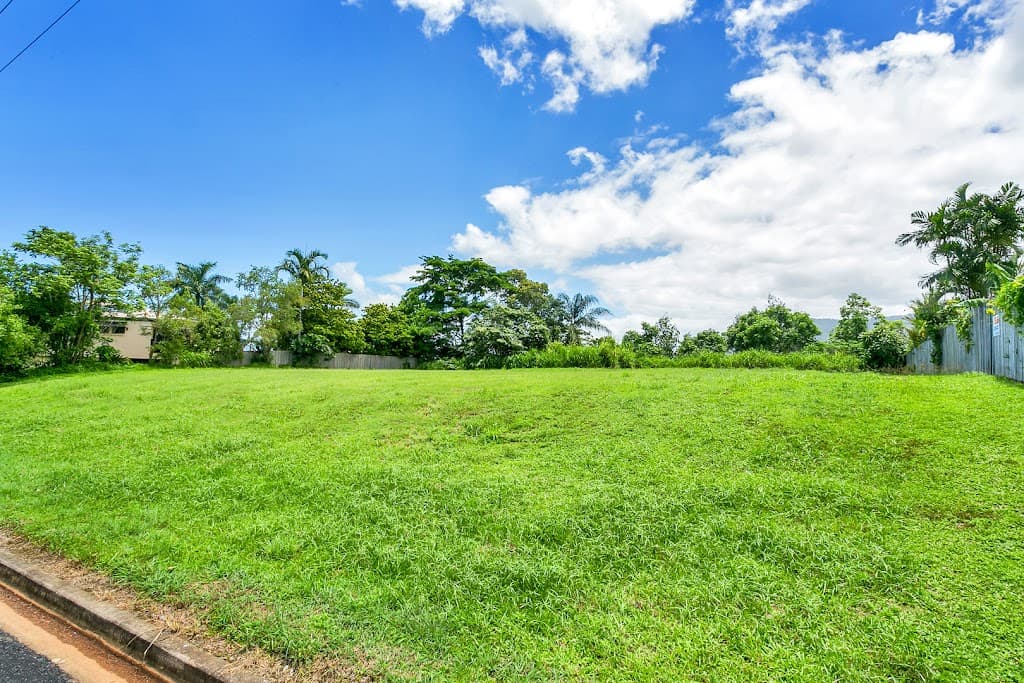 55 Koppen Terrace, MOOROOBOOL, QLD, 4870, Mooroobool - Thumbnail 4