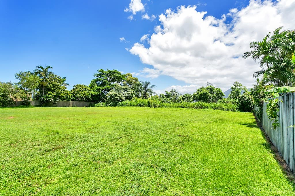 55 Koppen Terrace, MOOROOBOOL, QLD, 4870, Mooroobool - Thumbnail 6