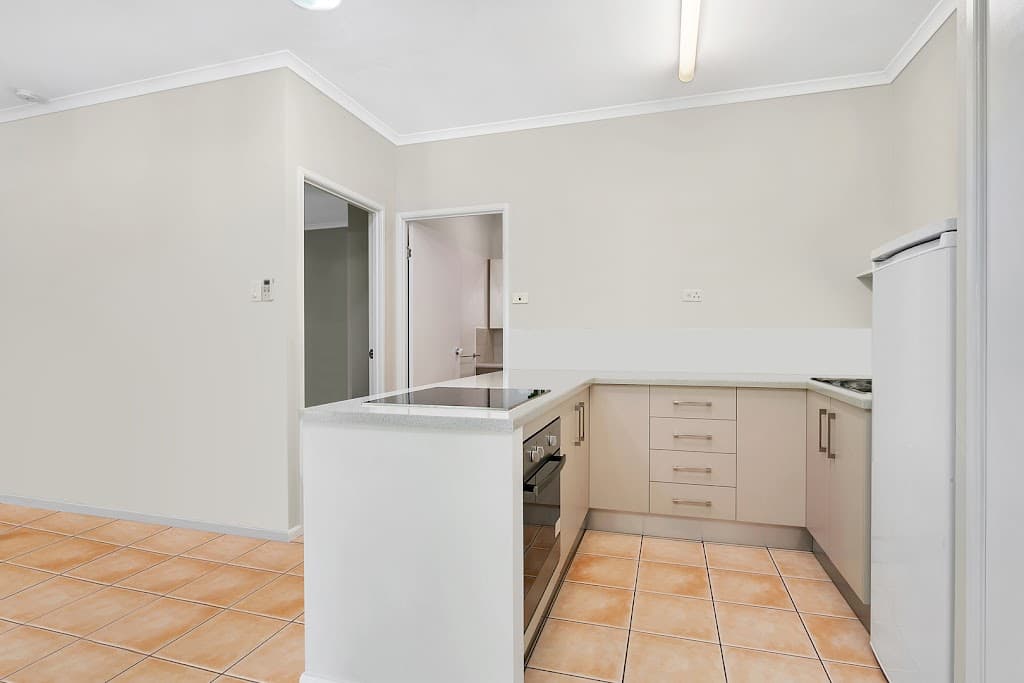 16/4-5 Hollett Close, MANUNDA, QLD, 4870, Manunda - Thumbnail 6