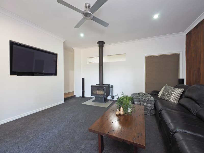 9 Boat Court, Mount Warren Park, QLD, 4207, Mount Warren Park - Thumbnail 2