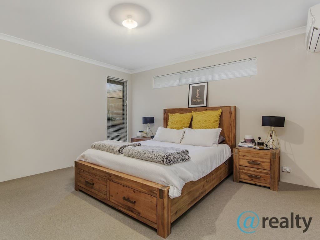 17 Nambucca Way, Secret Harbour, WA, 6173, Secret Harbour - Thumbnail 2