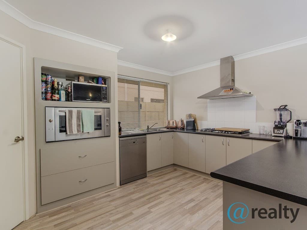 17 Nambucca Way, Secret Harbour, WA, 6173, Secret Harbour - Thumbnail 7