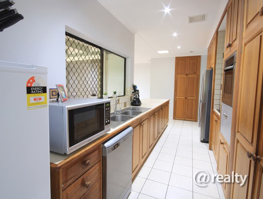 7 Boroko Close, Trinity Beach, QLD, 4879, Trinity Beach - Thumbnail 6