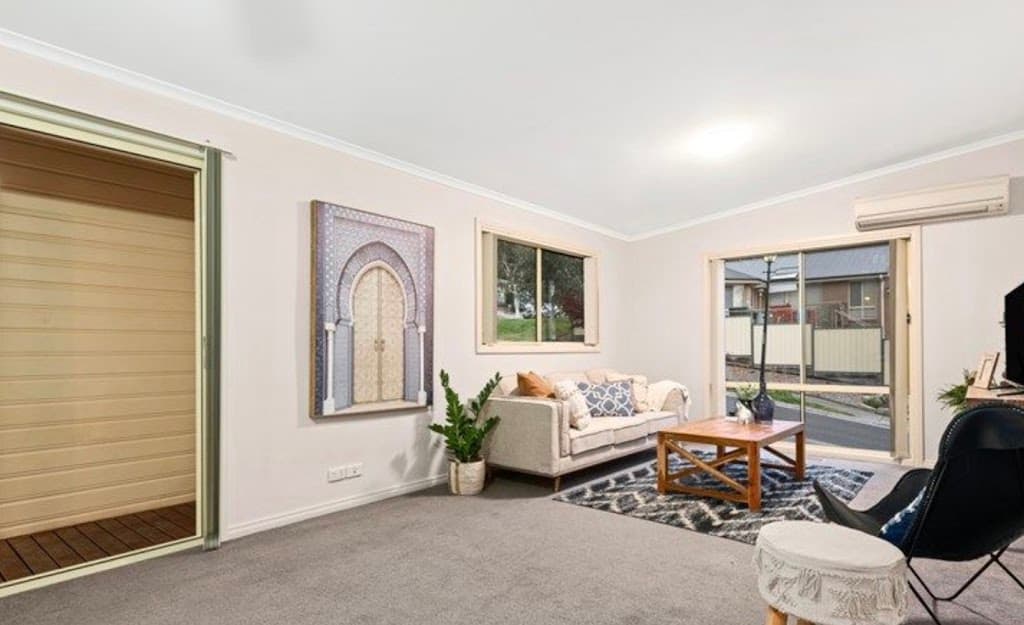 16 Candlebark Circuit, Lilydale, VIC, 3140, Lilydale - Thumbnail 2