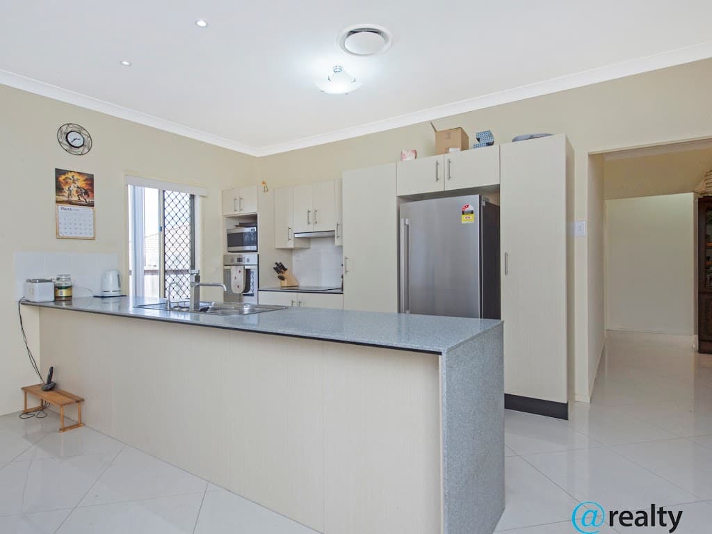 26 Melnik Drive, Loganlea, QLD, 4131, Loganlea - Thumbnail 3