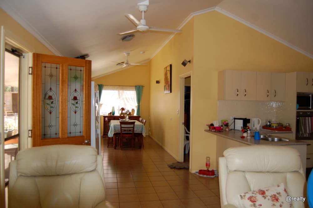 189 Brocklehurst Road, Wattle Camp, QLD, 4615, Wattle Camp - Thumbnail 2