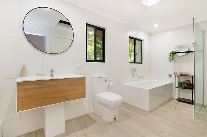 46 Bromfield Drive, Bonogin, QLD, 4213, Bonogin - Thumbnail 2