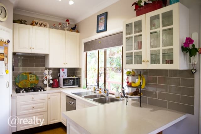 8 Teton Court, Tamborine Mountain, QLD, 4272, Tamborine Mountain - Thumbnail 2