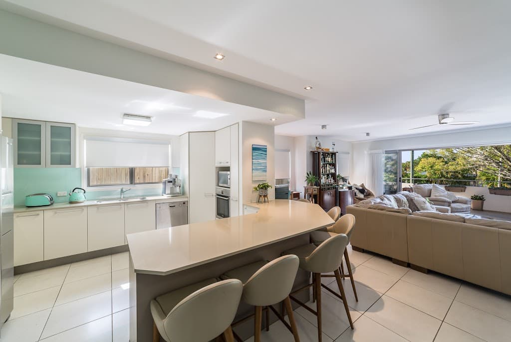 1/8 Walton Street, Southport, QLD, 4215, Southport - Thumbnail 2