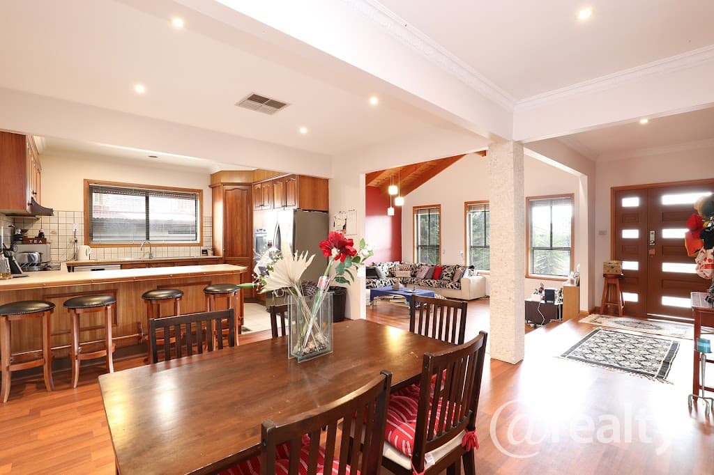 7 Bernborough Court, Keilor Downs, VIC, 3038, Keilor Downs - Thumbnail 3