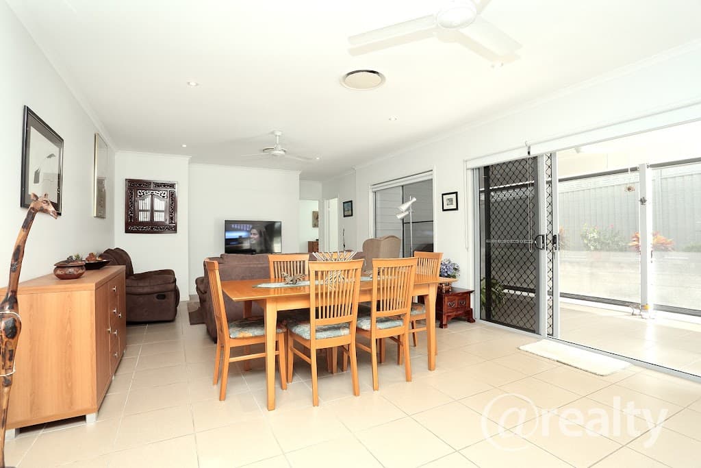 35 Hillside Circuit, Chermside West, QLD, 4032, Chermside West - Thumbnail 3
