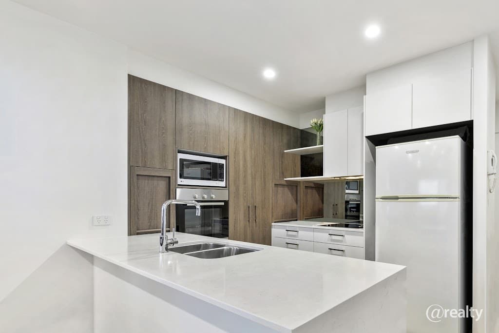 506/65 Hilltop Avenue, Chermside, QLD, 4032, Chermside - Thumbnail 2