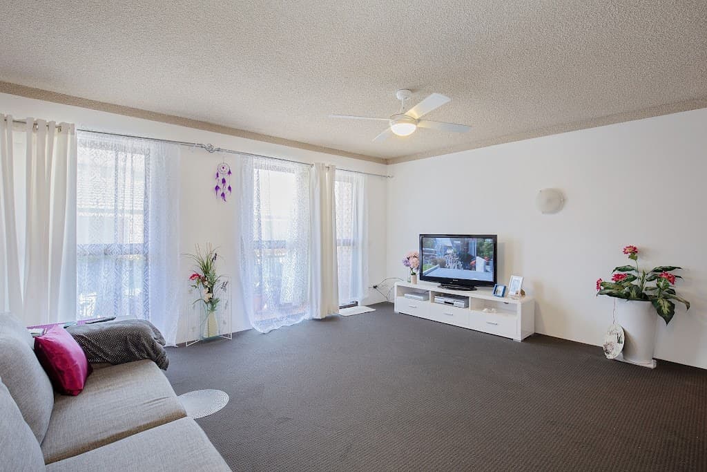 2/14 Christina Court, Mermaid Waters, QLD, 4218, Mermaid Waters - Thumbnail 3