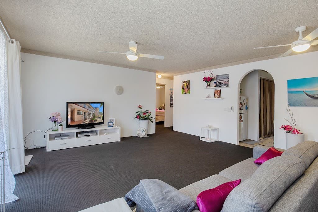 2/14 Christina Court, Mermaid Waters, QLD, 4218, Mermaid Waters - Thumbnail 4