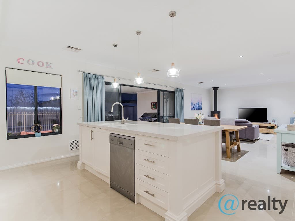 60 Bancoura Parkway, Secret Harbour, WA, 6173, Secret Harbour - Thumbnail 8