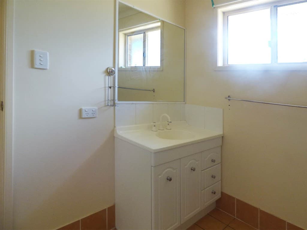 6 Devoncourt Road, Crows Nest - Thumbnail 7